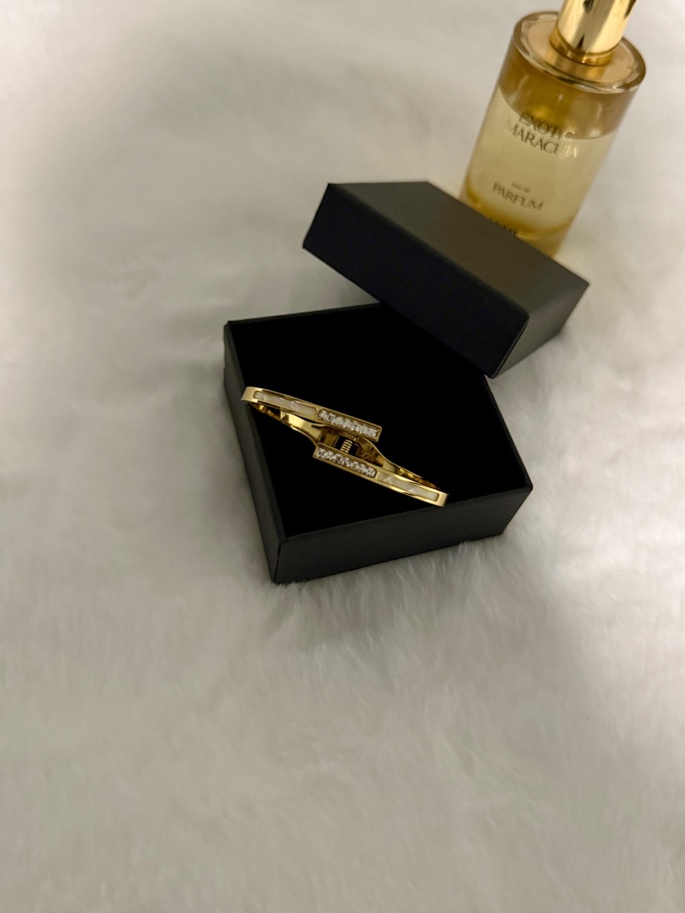 Gold Crystal Accent Women's Bracelet